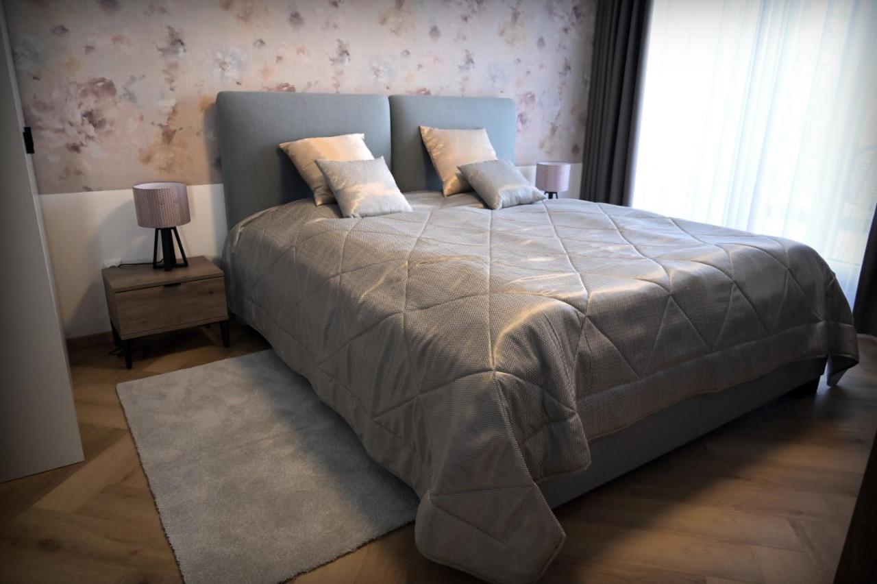 Apartman Golfballs Sajdikove Humence Exterior foto